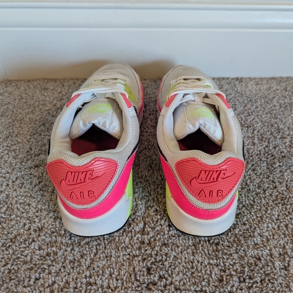 Nike Air Max 90 GS Pink Volt sz 9 - Picture 4 of 6